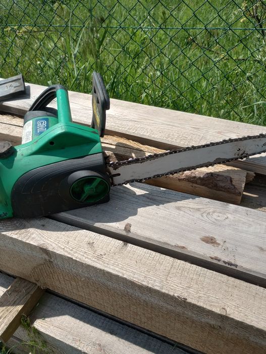 Pilarka łańcuchowa elektryczna