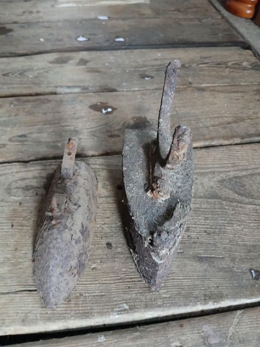 Stare żelazka do prasowania