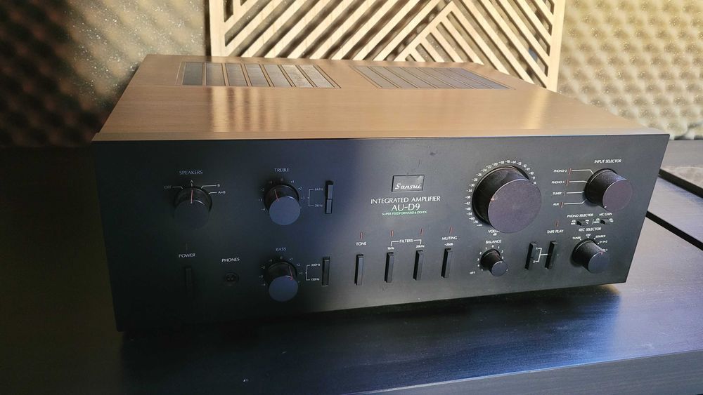 Kultowy wzmacniacz SANSUI AU-D9 Super stan