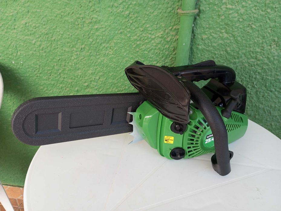 Motoserra podadora Mader