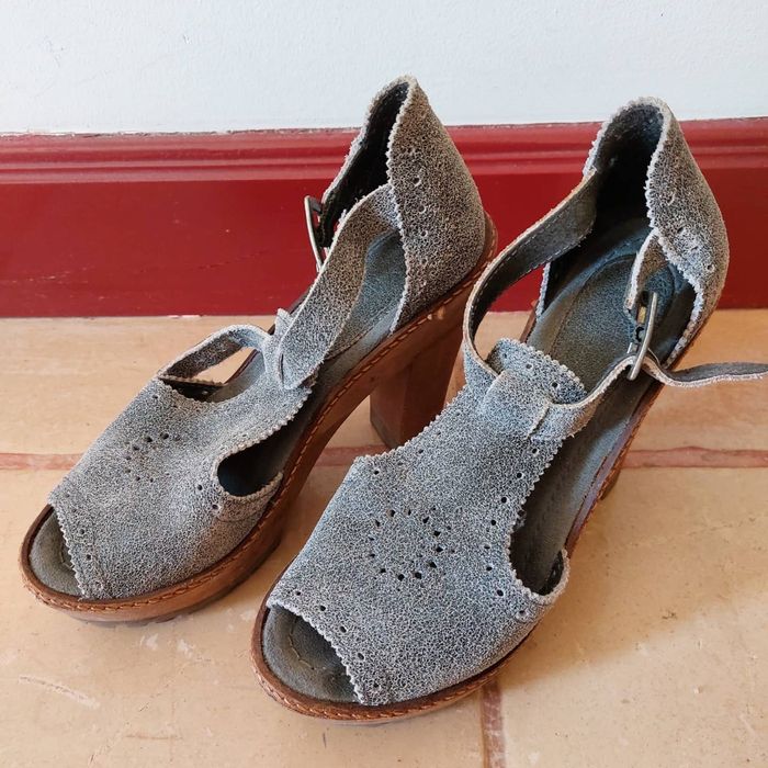 Sandálias de salto Xuz