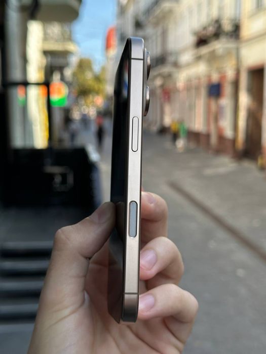 Apple iPhone 16 Pro 128gb Desert Black Tiranium Neverlock ідеали / фізична сім / 100% рідний акум