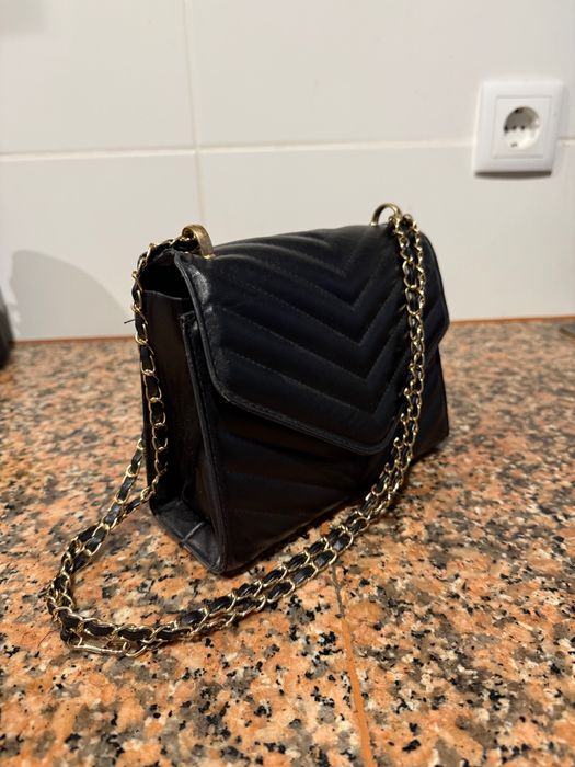 Luxury small handbag with removable strap