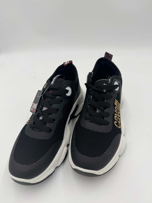 Sneakersy marki Cavalli Class Sport, model CM8635
