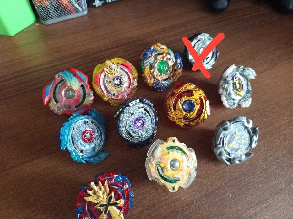 Великий набір Бейблейд (10 дзиґ, пускові пристрої, ручки) / Лот Beyblade