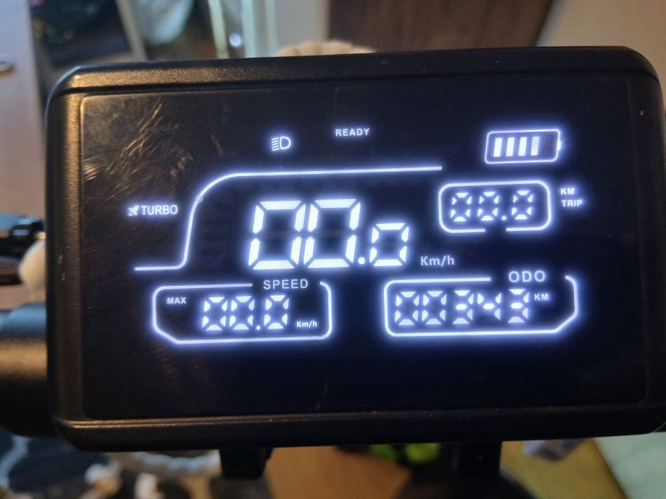 Hulajnoga elektryczna ruptor r1