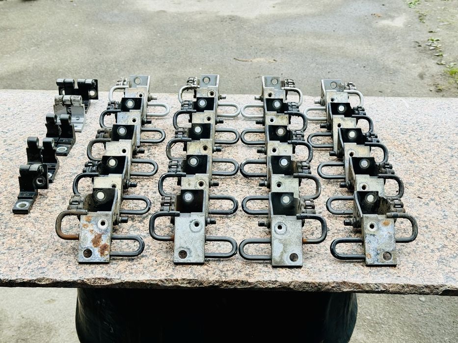 Петля дверей Audi a6 c6 петлі завіси двери двері ауді а4 б7