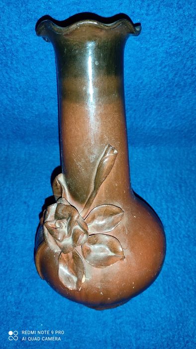 Ваза декоративная