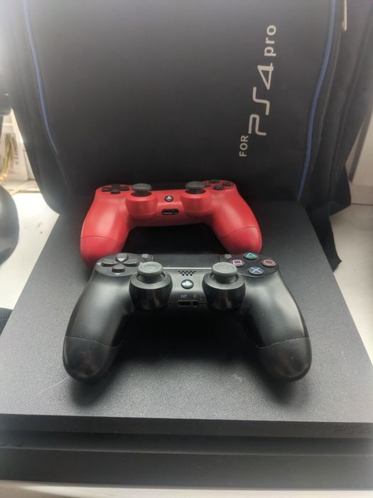 Play station 4slim 1 tb