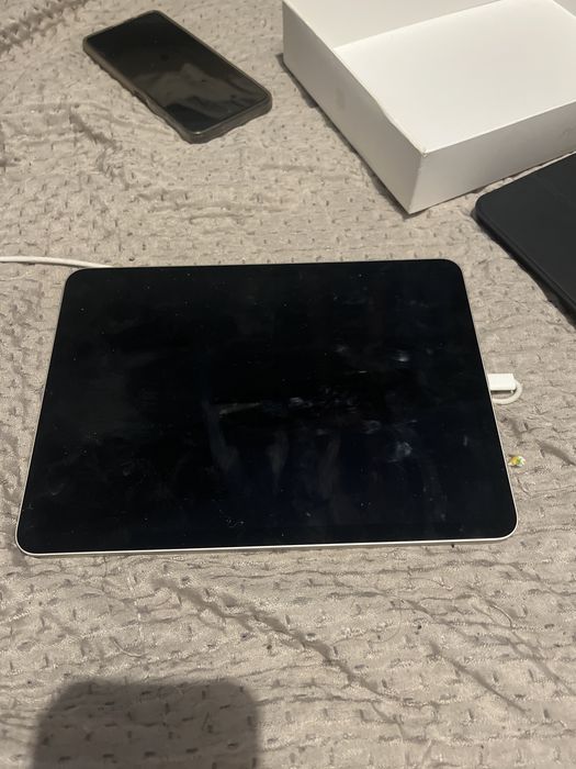 Ipad air 5 gen 64gb