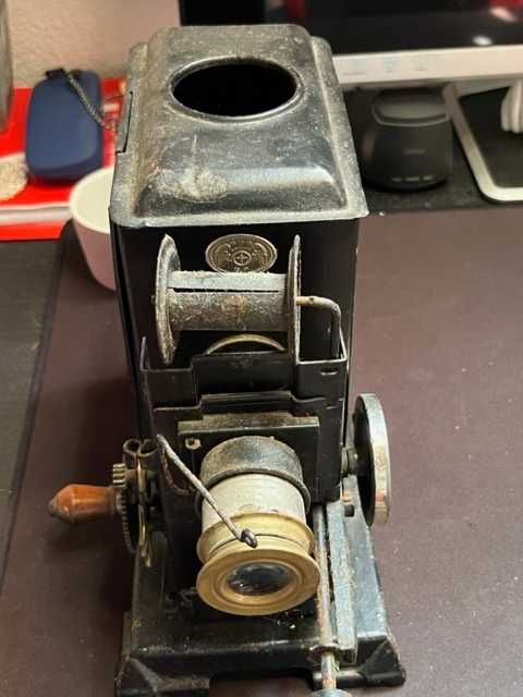 Máquina de projetar muito antiga