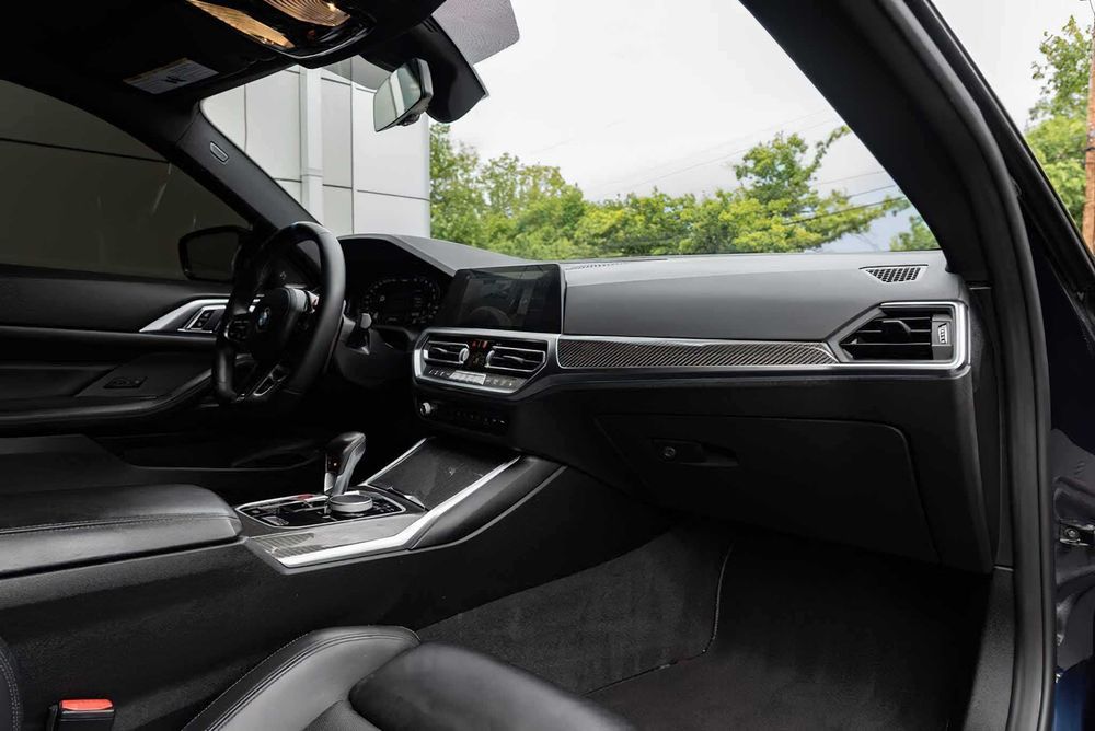 BMW M4      2021