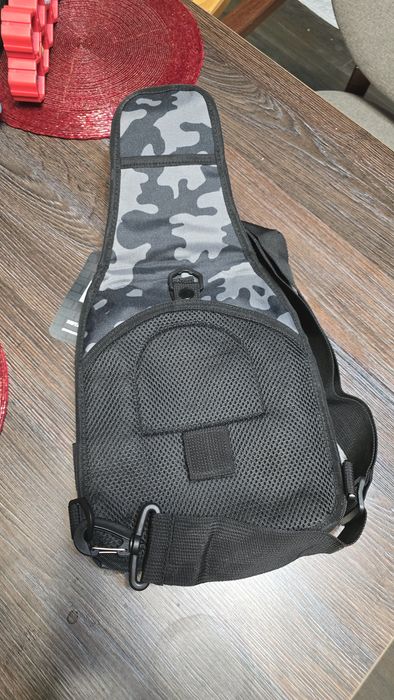 Спортивная сумка  Mutant® alpha gym cross-body bag