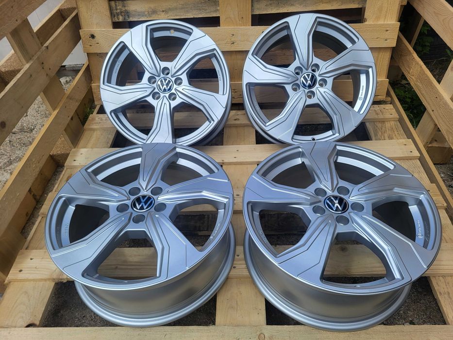 [949] NOWE! felgi aluminiowe VW 17 cali 7Jx17 5x100 et 51 OKAZJA!
