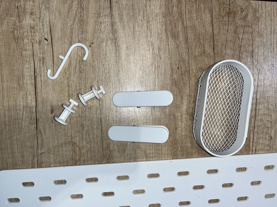 Tablica Skadis 76x56 z dodatkami