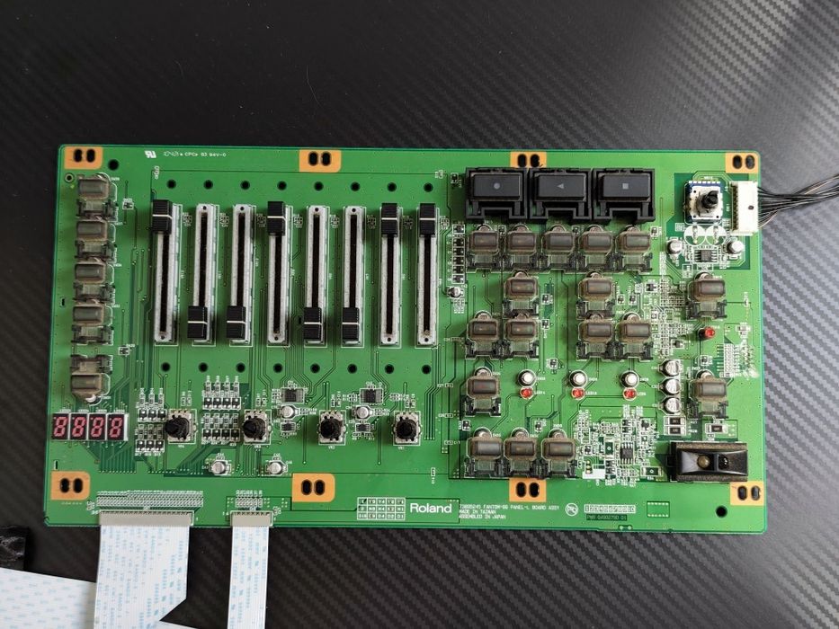 Roland Fantom G - ler descrição