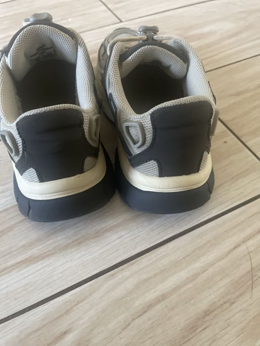 Кросівки zara зара