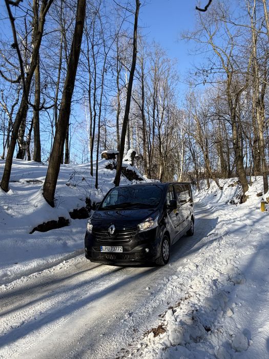 Wynajem busa Renault Trafic 1.6 + bagaznik dachowy