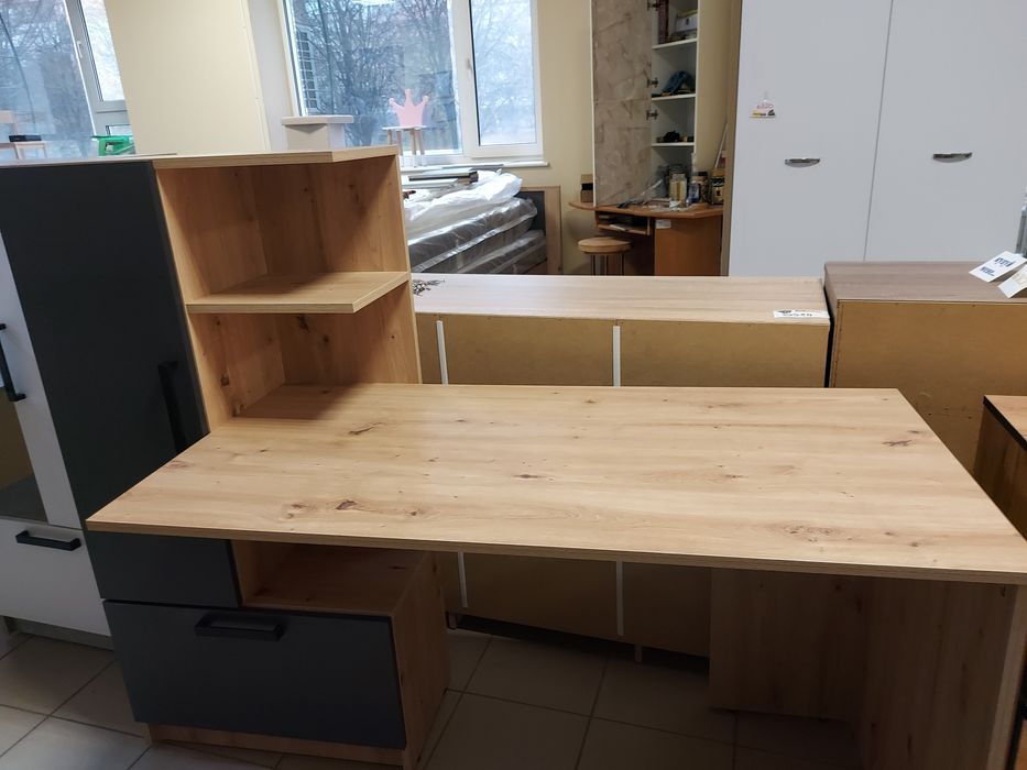 Стіл комп'ютерний НОВИЙ письмовий