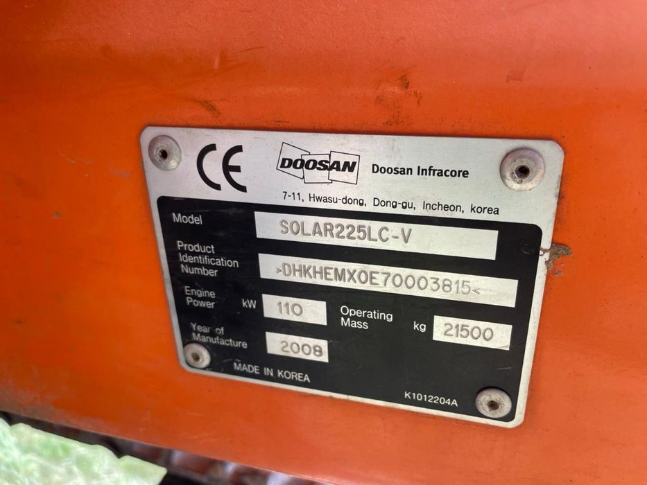 Екскаватор гусеничний Doosan