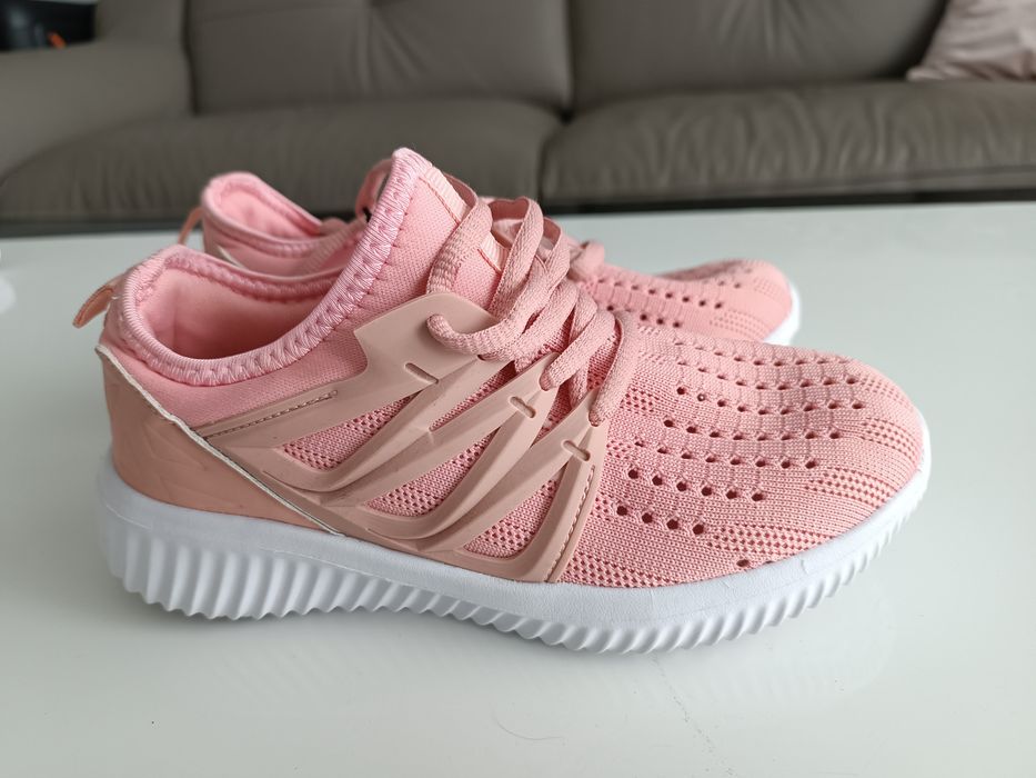 Buty adidasy Bartek r.32 nowe