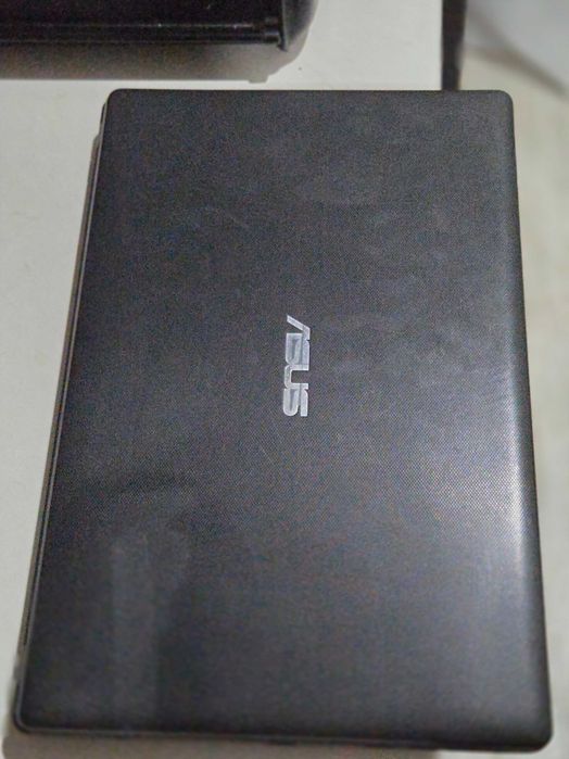 ASUS X551M uzywany