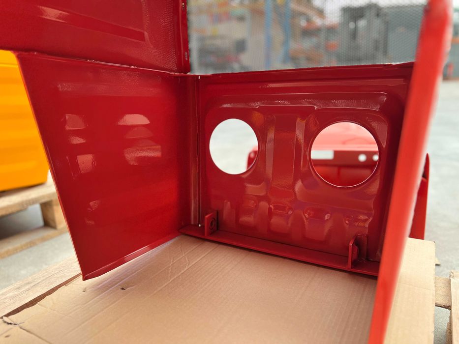 Maska do C330 C360 Maska Ursus z tworzywa i metalowe Dostawa całe PL