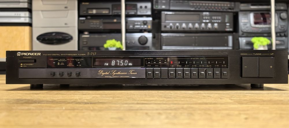 Тюнери Pioneer F-717