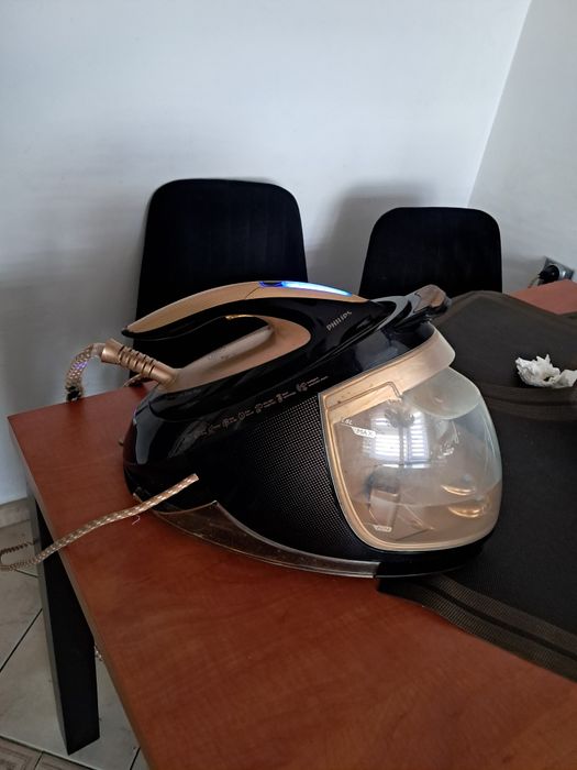 Żelazko parowe PHILIPS PerfectCare Elite Plus GC9682