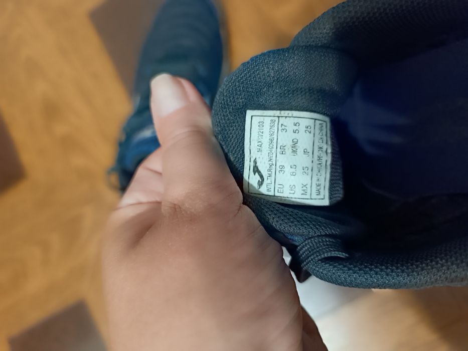 Футзалки 39 р для хлопця