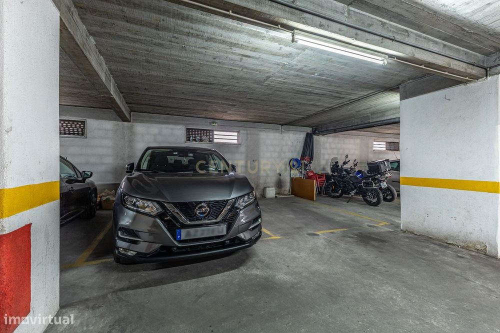 T3 com suíte e garagem - Localização tranquila para viver em família