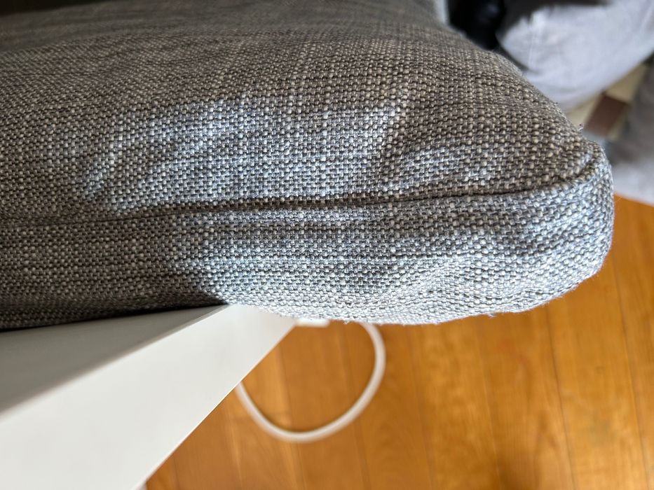 Almofada (com enchimento) tons cinza