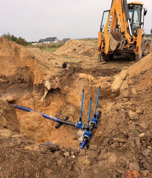 Usługi koparko-ładowarką – prace ziemne