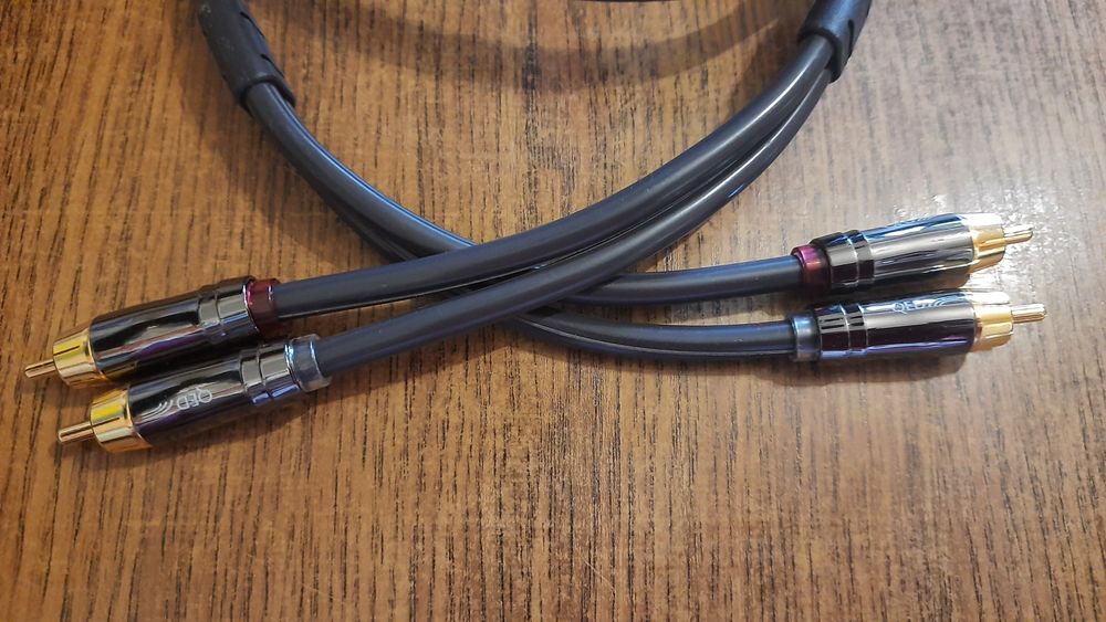 Qed Performance Audio Graphite   міжблочний кабель