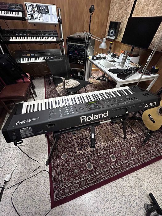 Controlador MIDI Roland A-90