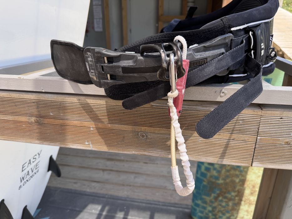 ION Riot CS 20 black Grey capsule Tam L / 52 (carbono)