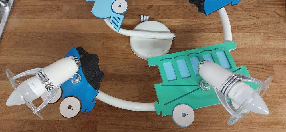 Żyrandol do pokoju dziecka