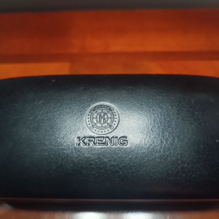 Etui twarde na okulary marki KRENIG stan b.dobry