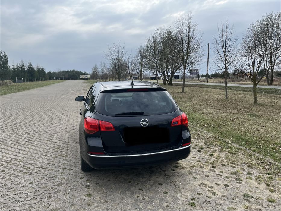 Opel Astra J Sports Tourer
