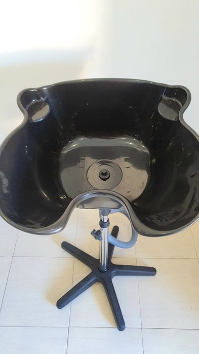 Lavatório  De cabelo  móvel, novo!