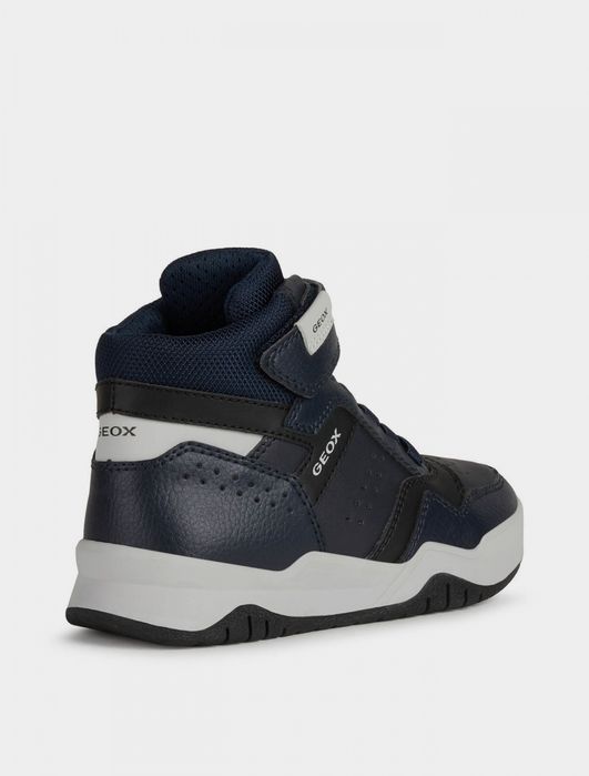 Нові черевики Geox J Perth р. 39