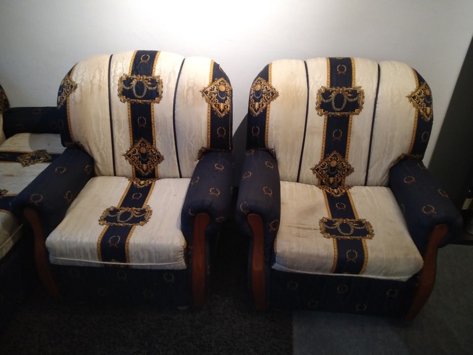 Conjunto de 3 sofás c/ cama