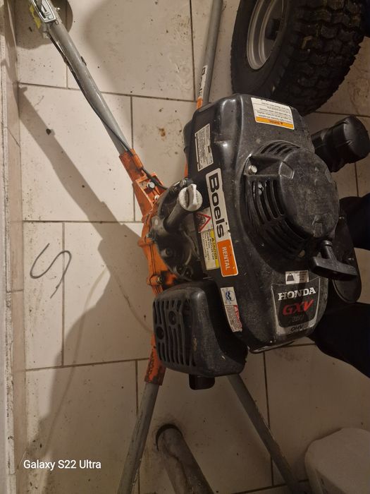 Wiertnica glebowa spalinowa Honda, Sprzedam lub zamienię na agregat !