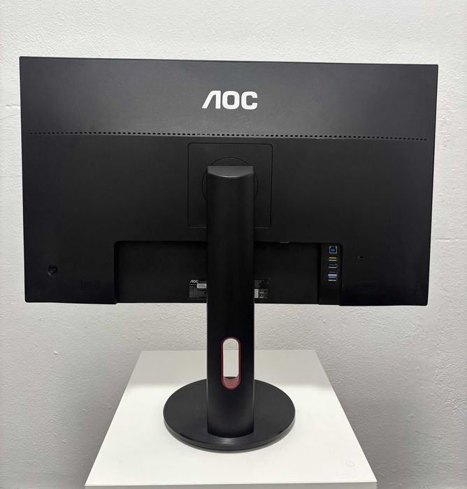 Monitor Gaming 27” AOC 144Hz FreeSync