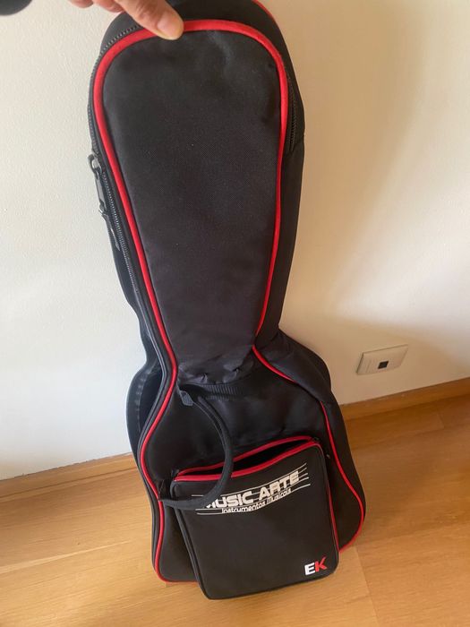 Yamarra C40 +pedestal e capa