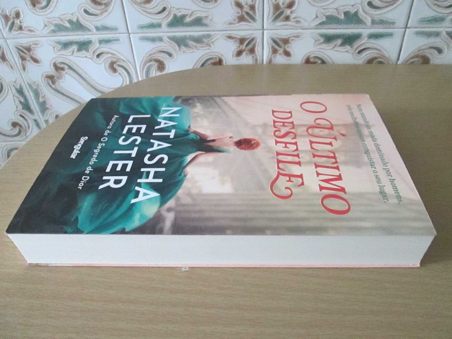 O Último Desfile de Natasha Lester (Oferta de portes)