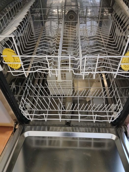 Máquina de lavar loiça Candy