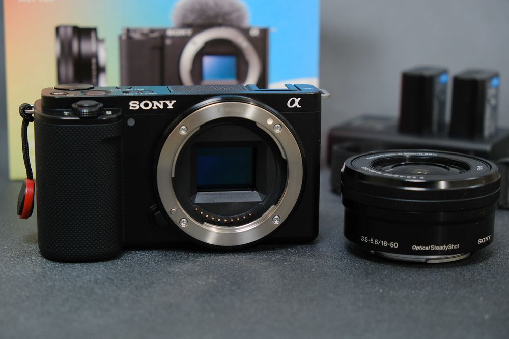 Sony ZV-E10 + kit 16-50mm