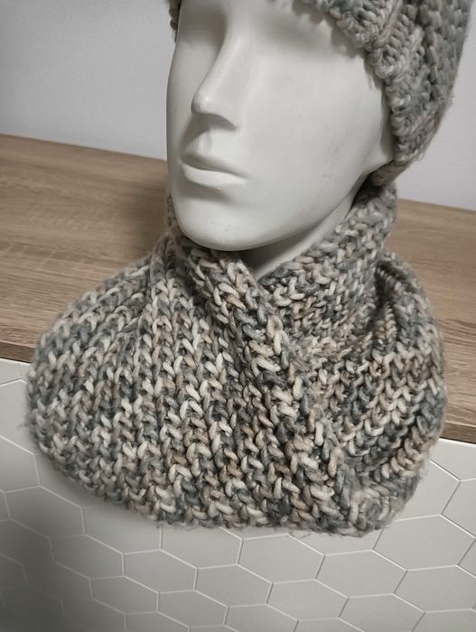 Conjunto Gorro + Gola Cinza e Bege – Inverno