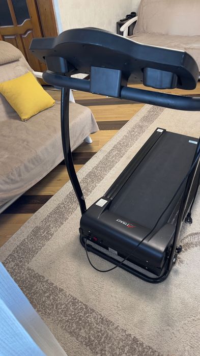 Бігова доріжка ATTRACT